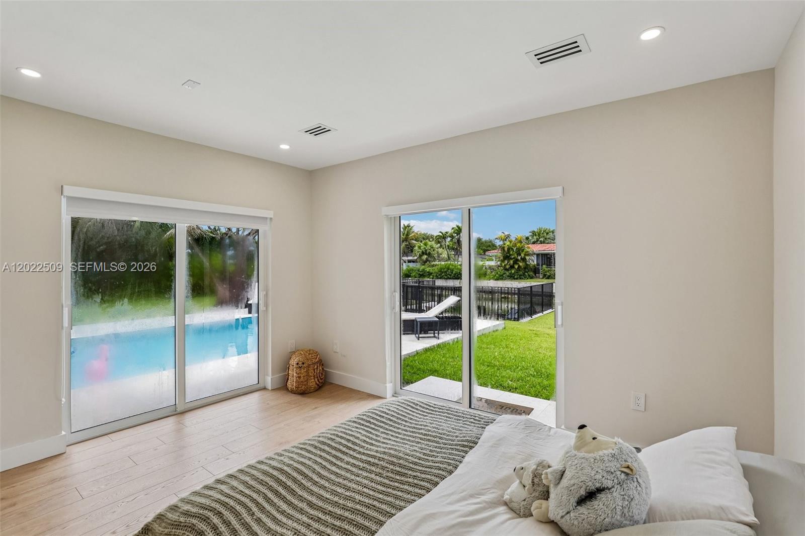 5620 SW 63rd Ct South Miami, FL 33143