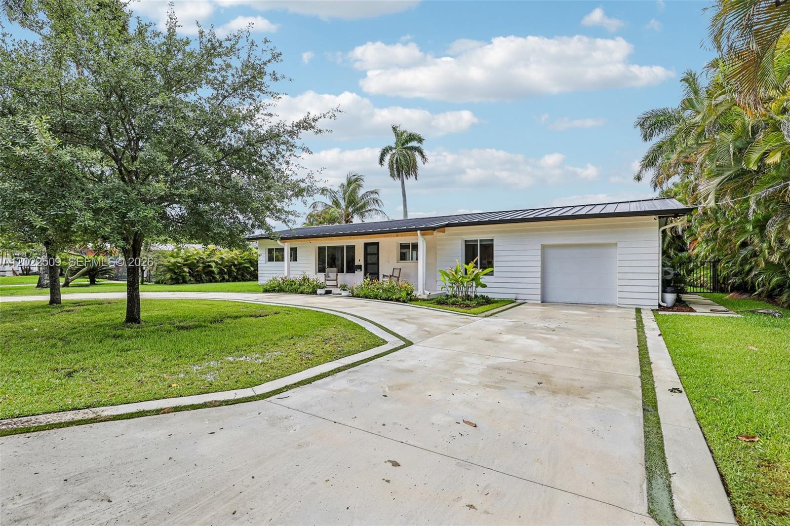 5620 SW 63rd Ct South Miami, FL 33143