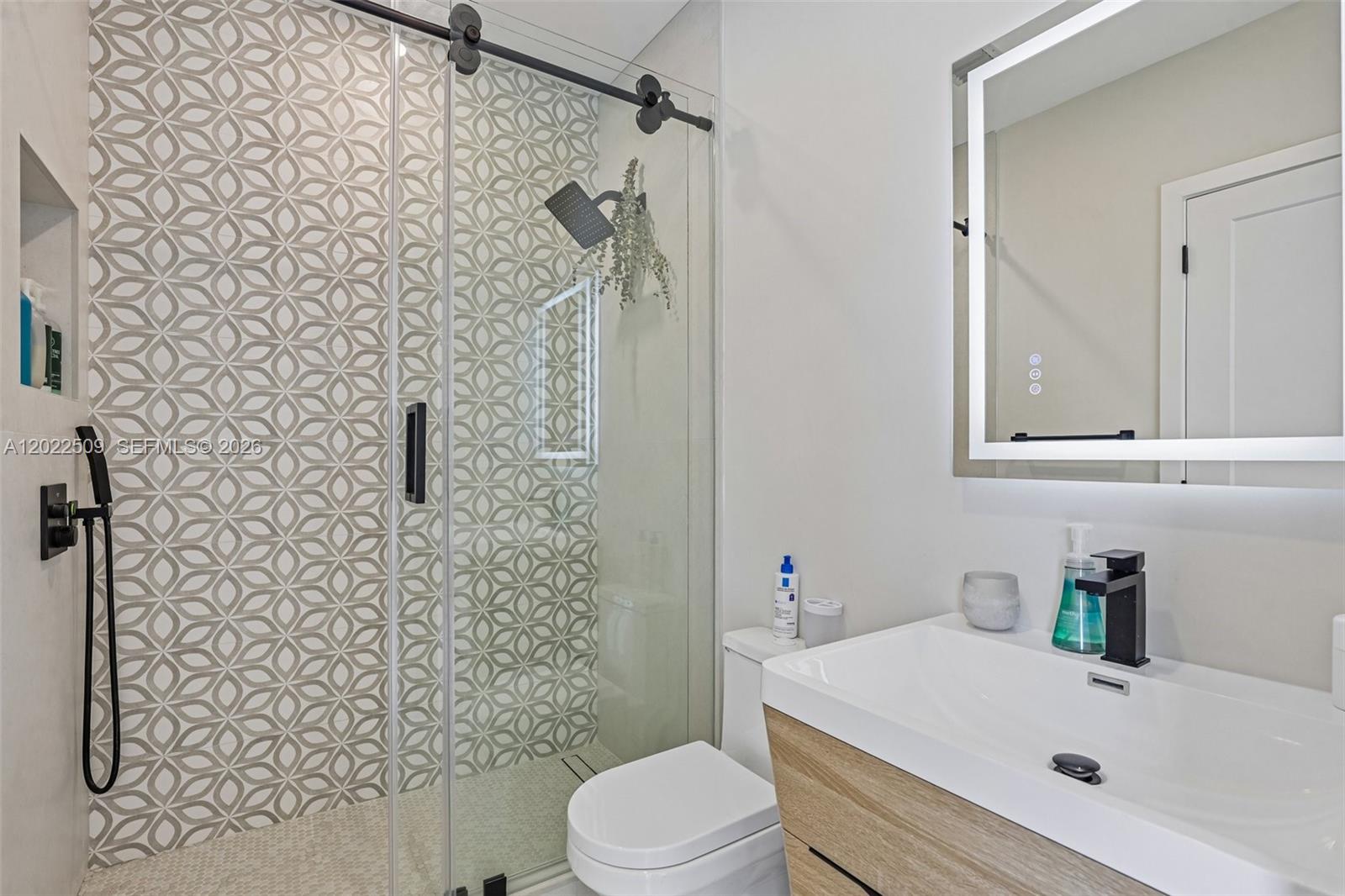 5620 SW 63rd Ct South Miami, FL 33143