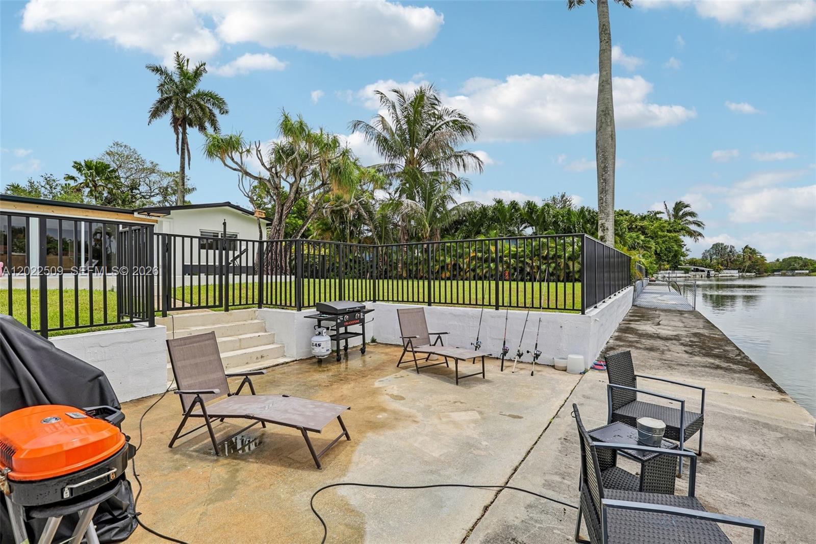 5620 SW 63rd Ct South Miami, FL 33143