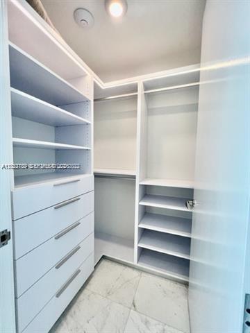 16901 Collins Ave #1104 Sunny Isles Beach, FL 33160