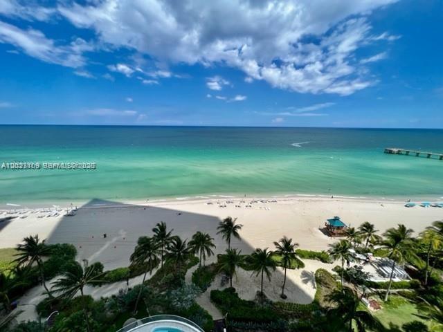 16901 Collins Ave #1104 Sunny Isles Beach, FL 33160