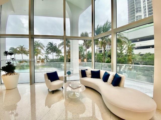 16901 Collins Ave #1104 Sunny Isles Beach, FL 33160