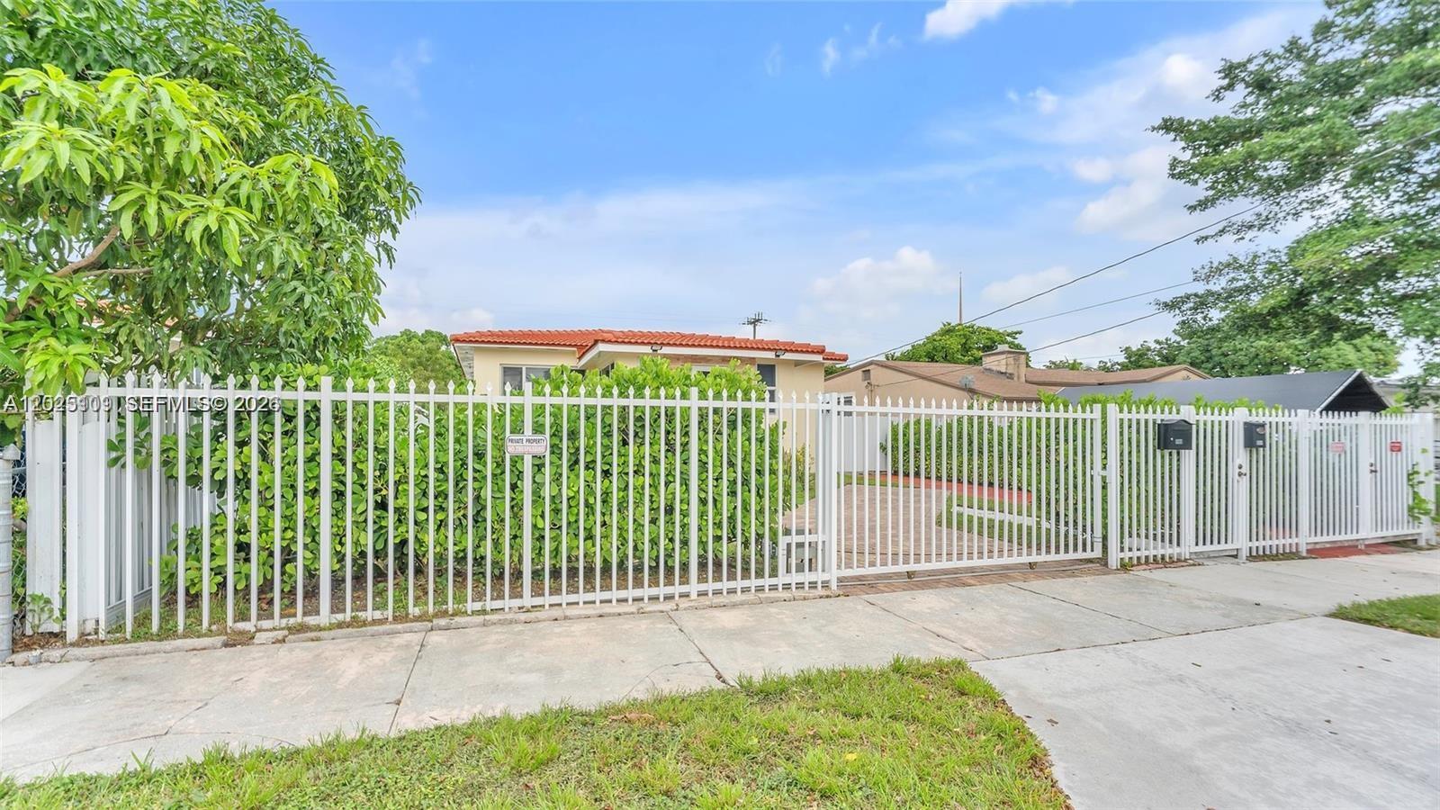 3375 SW 1st St Miami, FL 33135