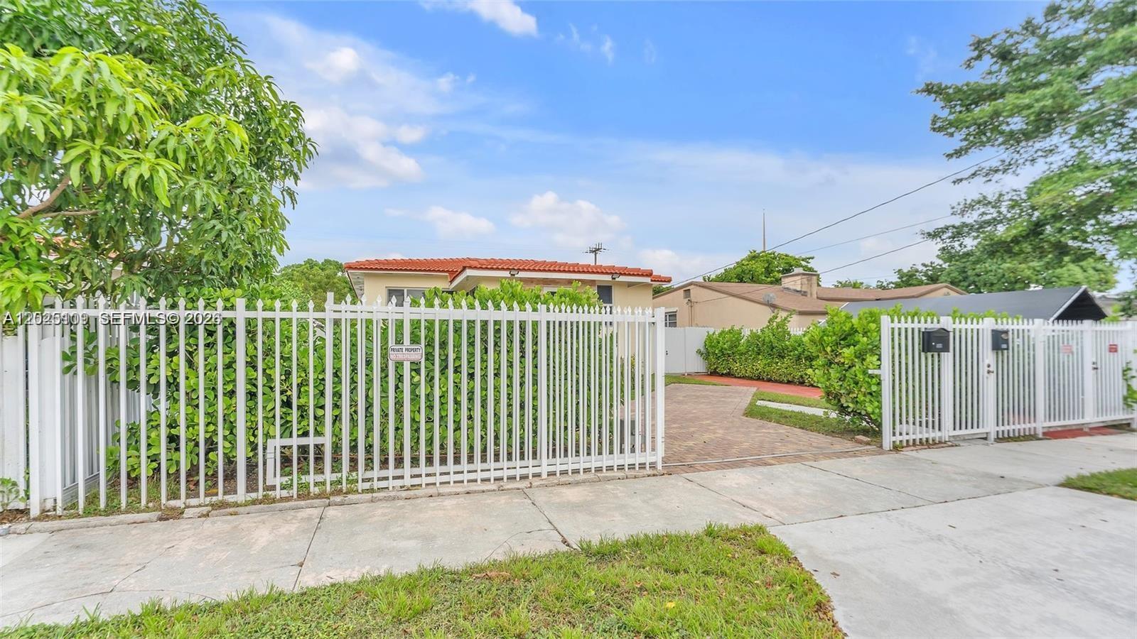3375 SW 1st St Miami, FL 33135
