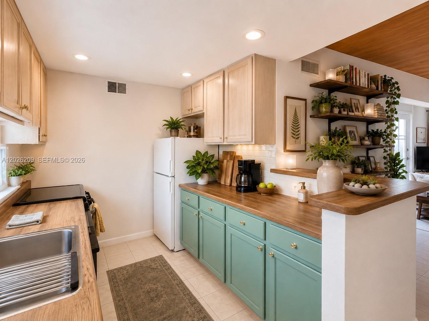 910 Jefferson Ave #5C