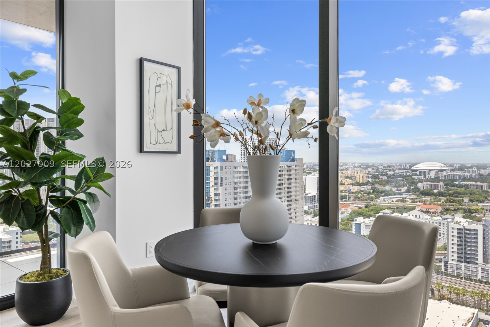 image E11EVEN Hotel & Residences26