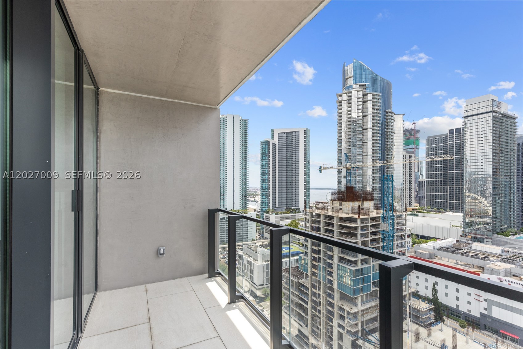 image E11EVEN Hotel & Residences30