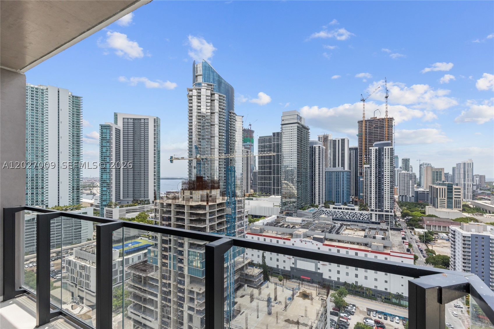 image E11EVEN Hotel & Residences32