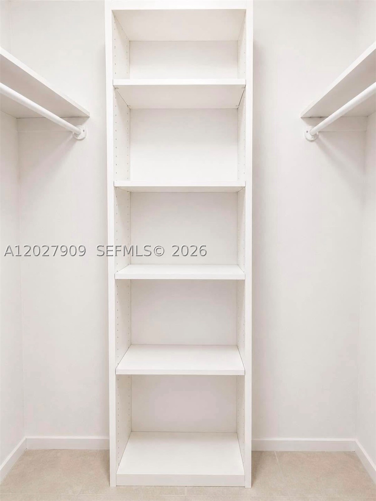 image Winston Towers 60017