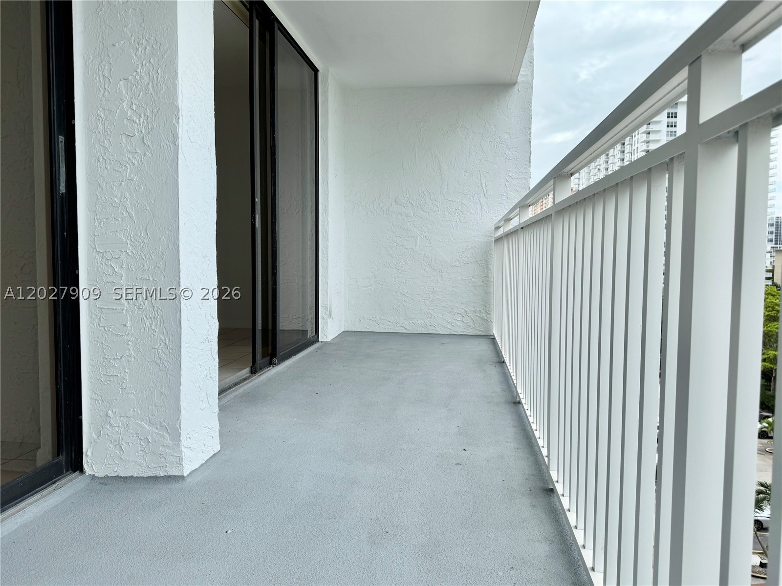 image Winston Towers 6003