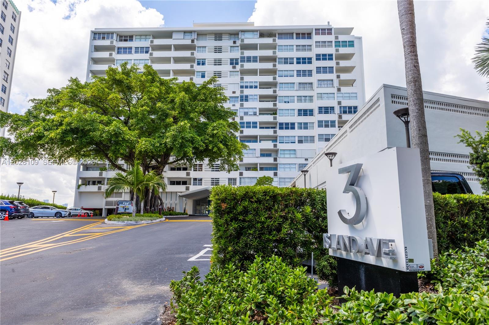 3 Island Ave #11B Miami Beach, FL 33139