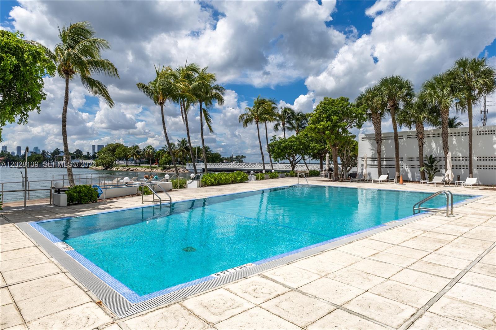 3 Island Ave #11B Miami Beach, FL 33139