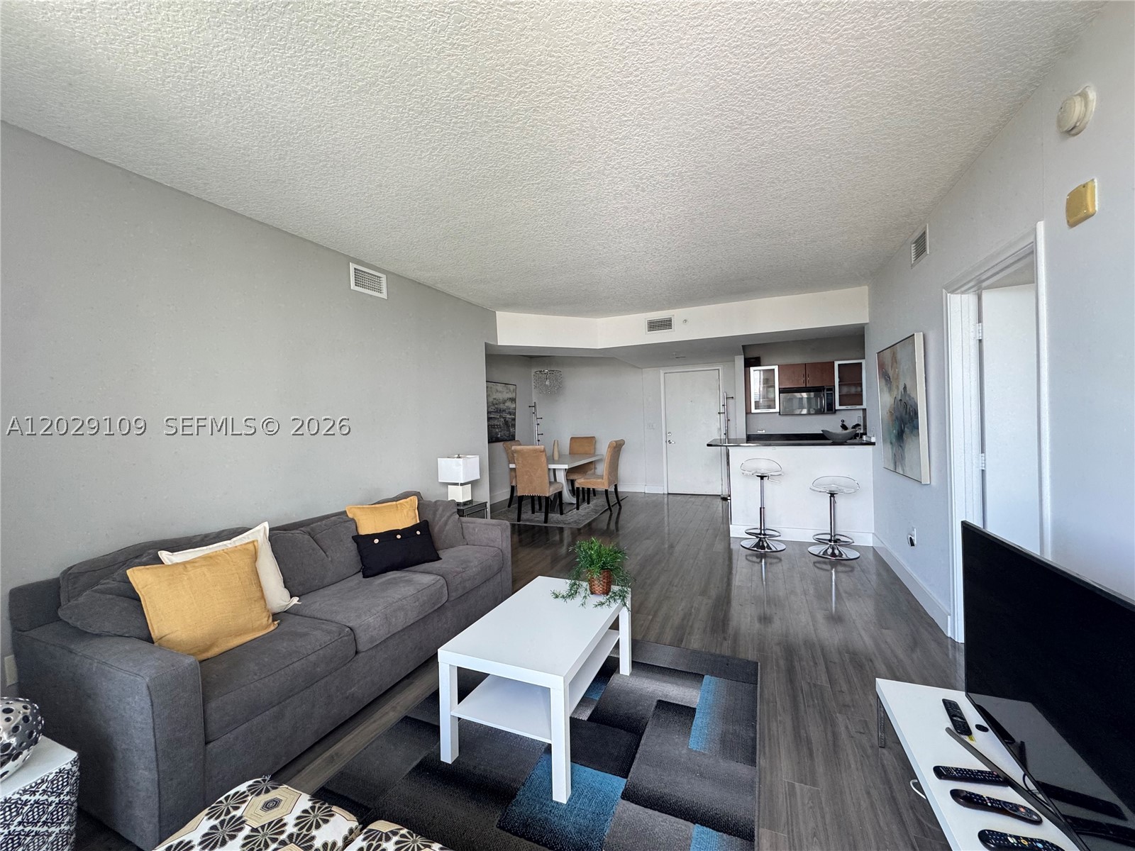 image The Venture at Aventura4
