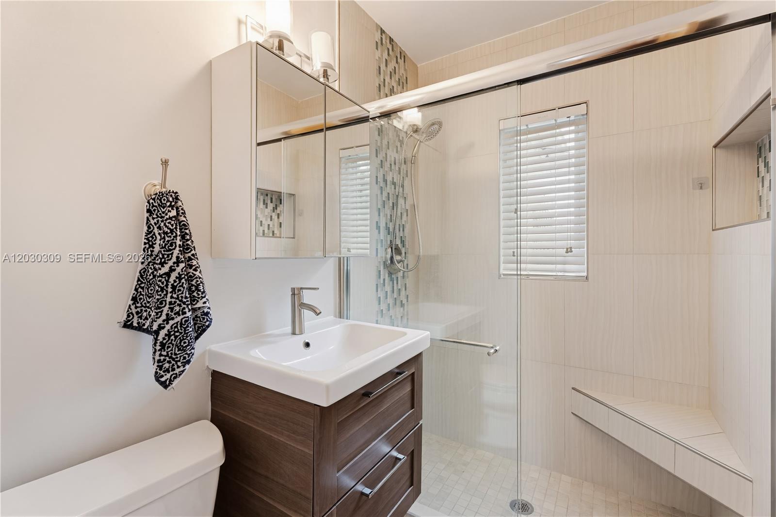 5785 SW 46th Ter Miami, FL 33155