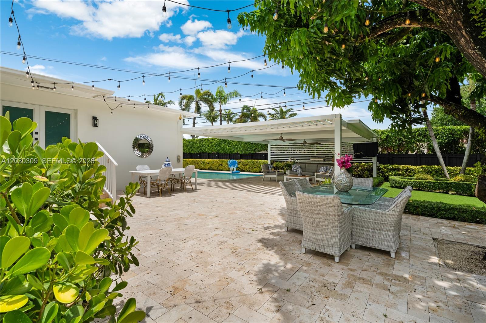 5785 SW 46th Ter Miami, FL 33155