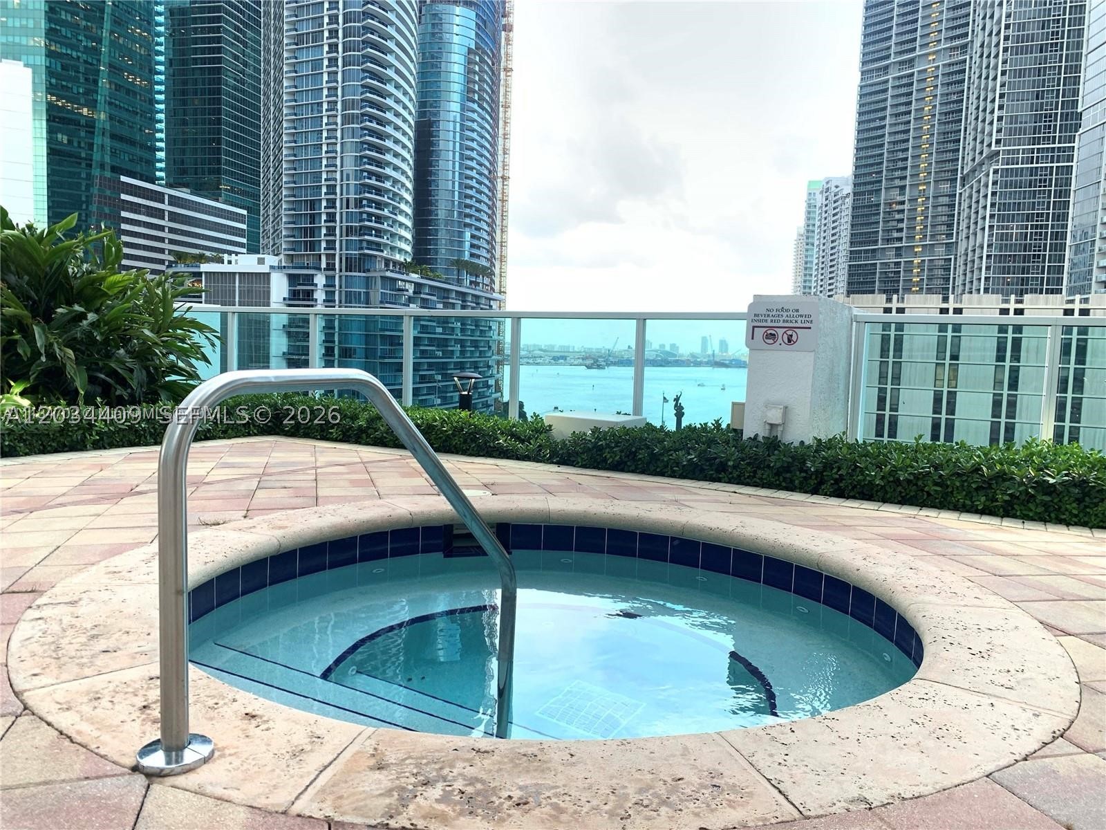 image Brickell on the River North16