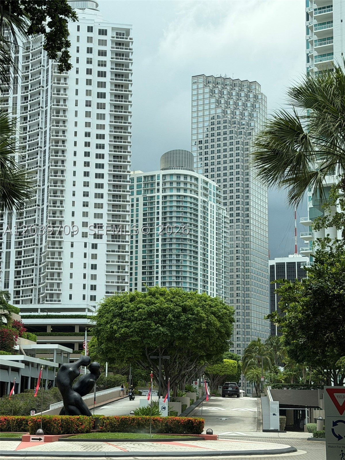 image Brickell Key Two25