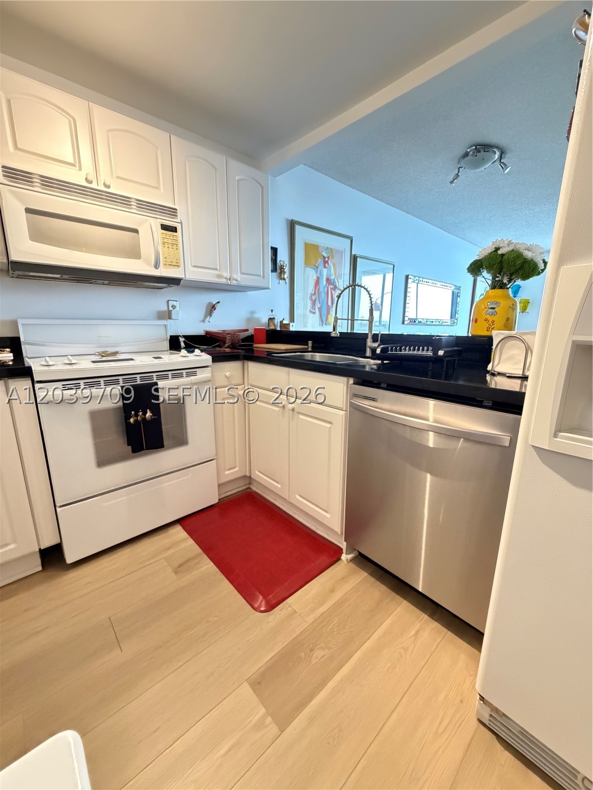 image Brickell Key Two41