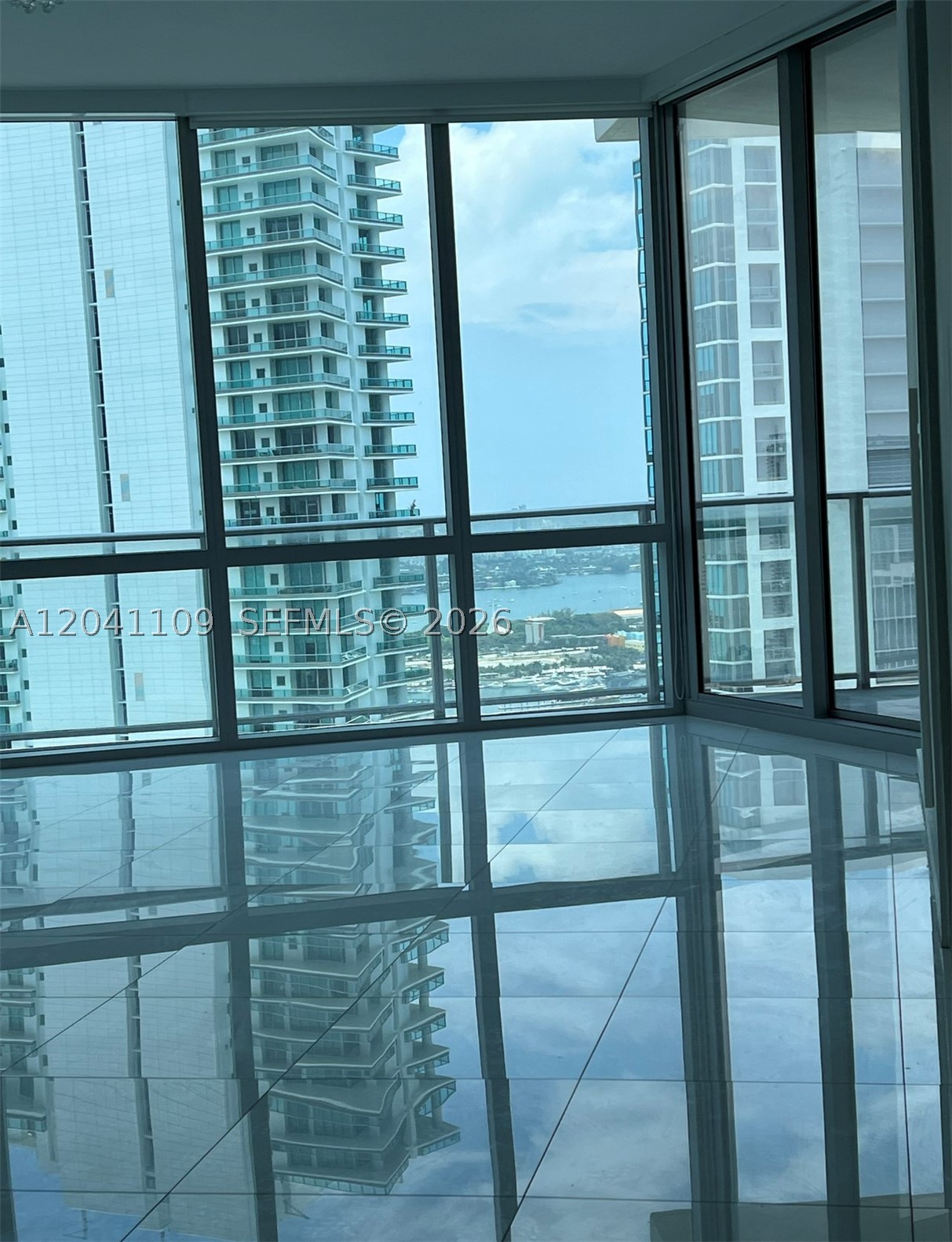 image Paramount Miami Worldcenter2