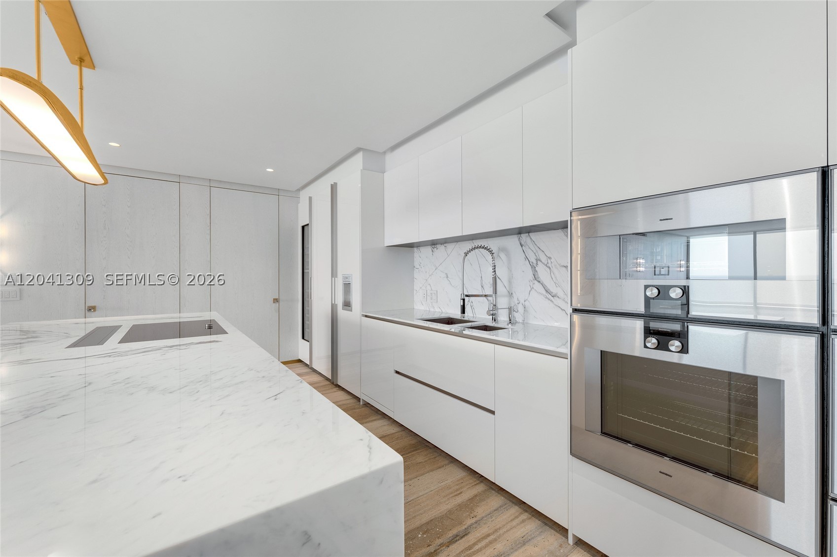10201 Collins Ave #906 Bal Harbour, FL 33154