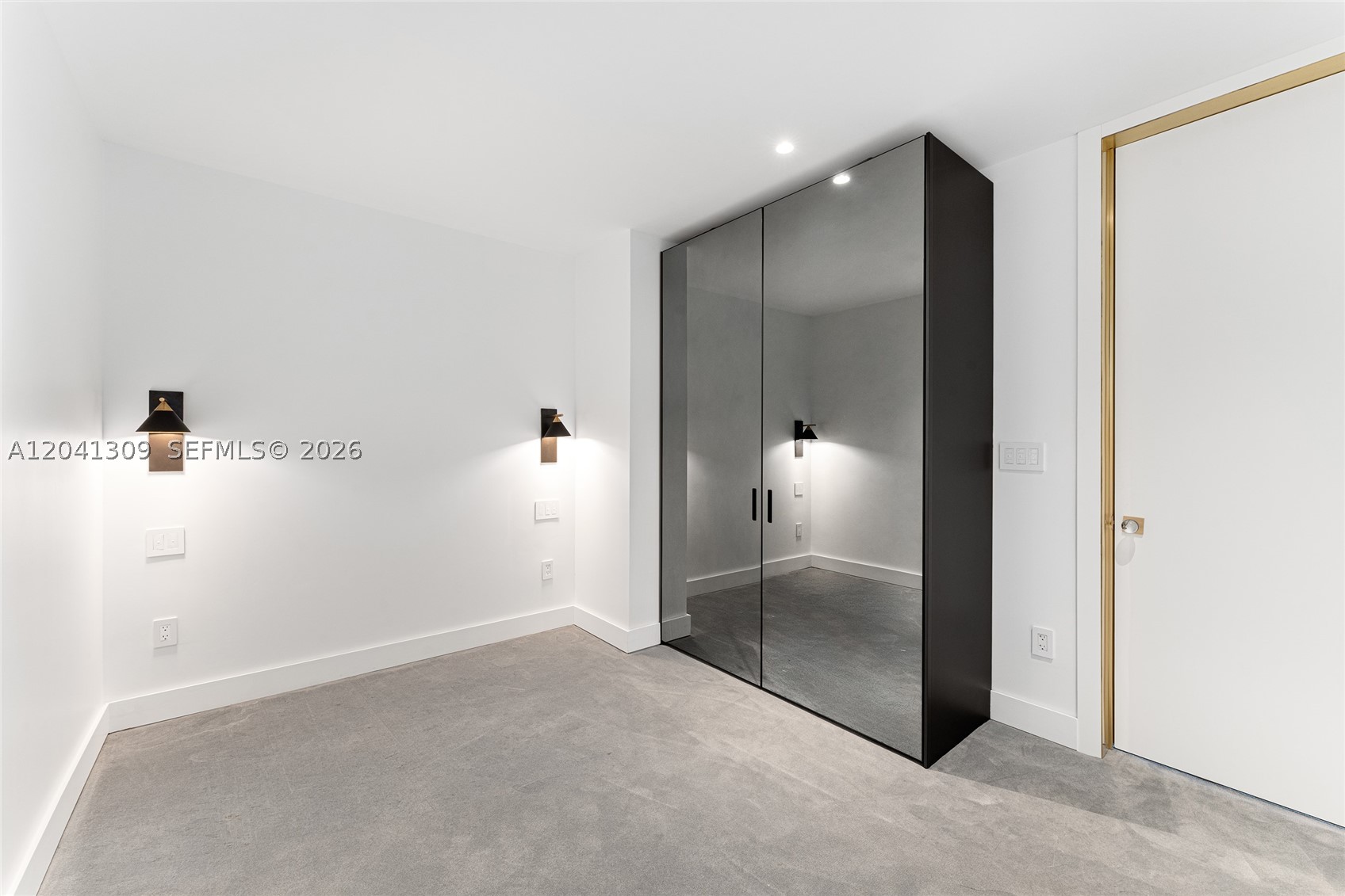 10201 Collins Ave #906 Bal Harbour, FL 33154