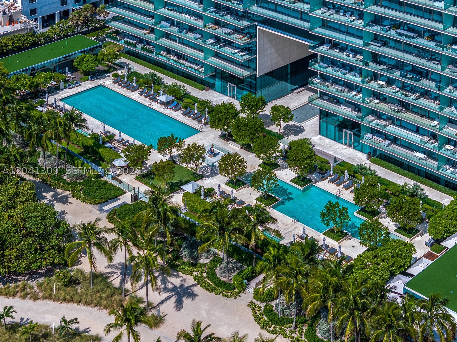 10201 Collins Ave #906 Bal Harbour, FL 33154