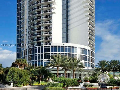 18001 Collins Ave #1702