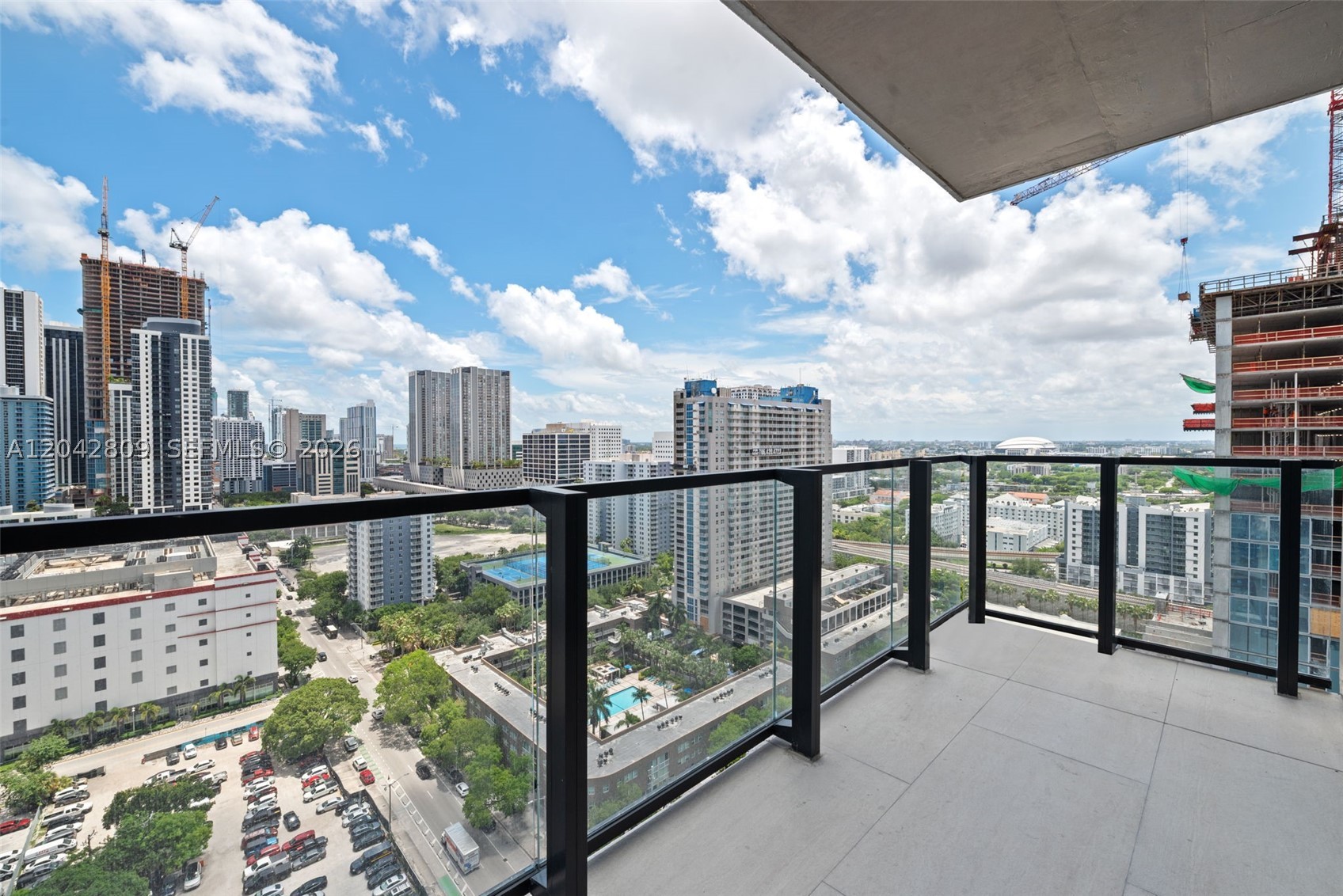 20 NE 11st #2410 Miami, FL 33132