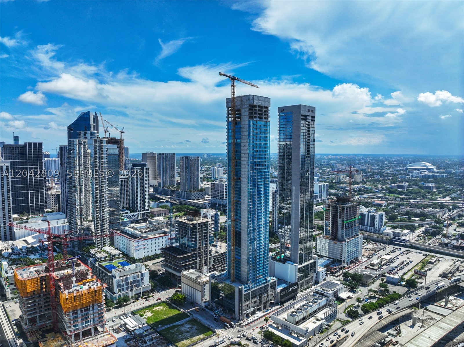 20 NE 11st #2410 Miami, FL 33132