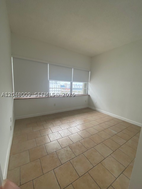 18061 Biscayne Blvd #PH02 Aventura, FL 33160