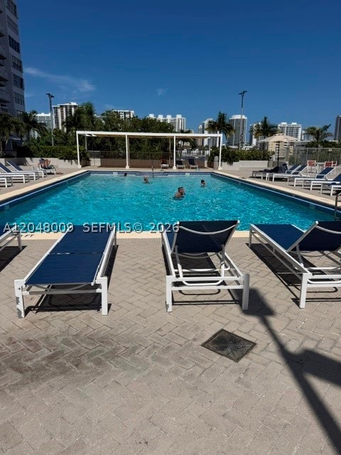 18061 Biscayne Blvd #PH02 Aventura, FL 33160