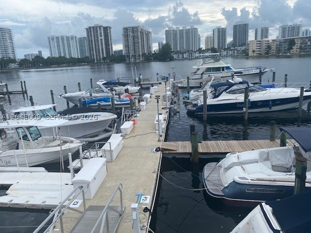 18061 Biscayne Blvd #PH02 Aventura, FL 33160