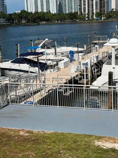 18061 Biscayne Blvd #PH02 Aventura, FL 33160