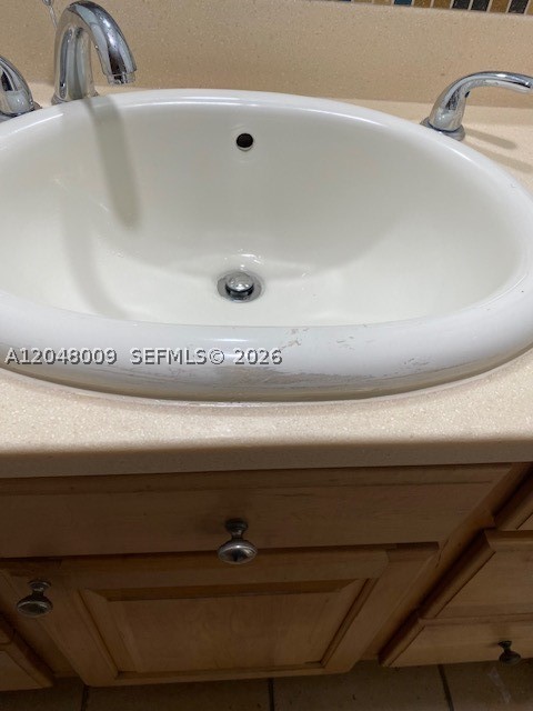 18061 Biscayne Blvd #PH02 Aventura, FL 33160