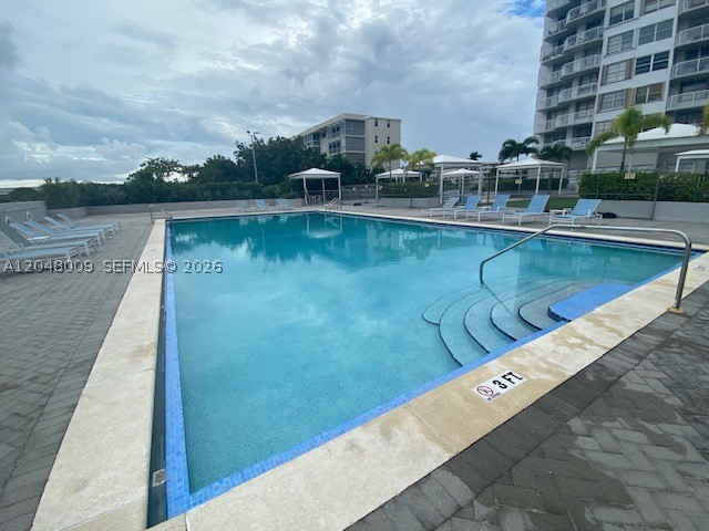18061 Biscayne Blvd #PH02 Aventura, FL 33160