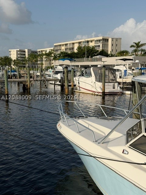 18061 Biscayne Blvd #PH02 Aventura, FL 33160