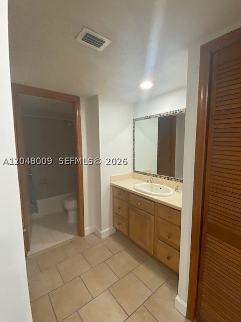 18061 Biscayne Blvd #PH02 Aventura, FL 33160