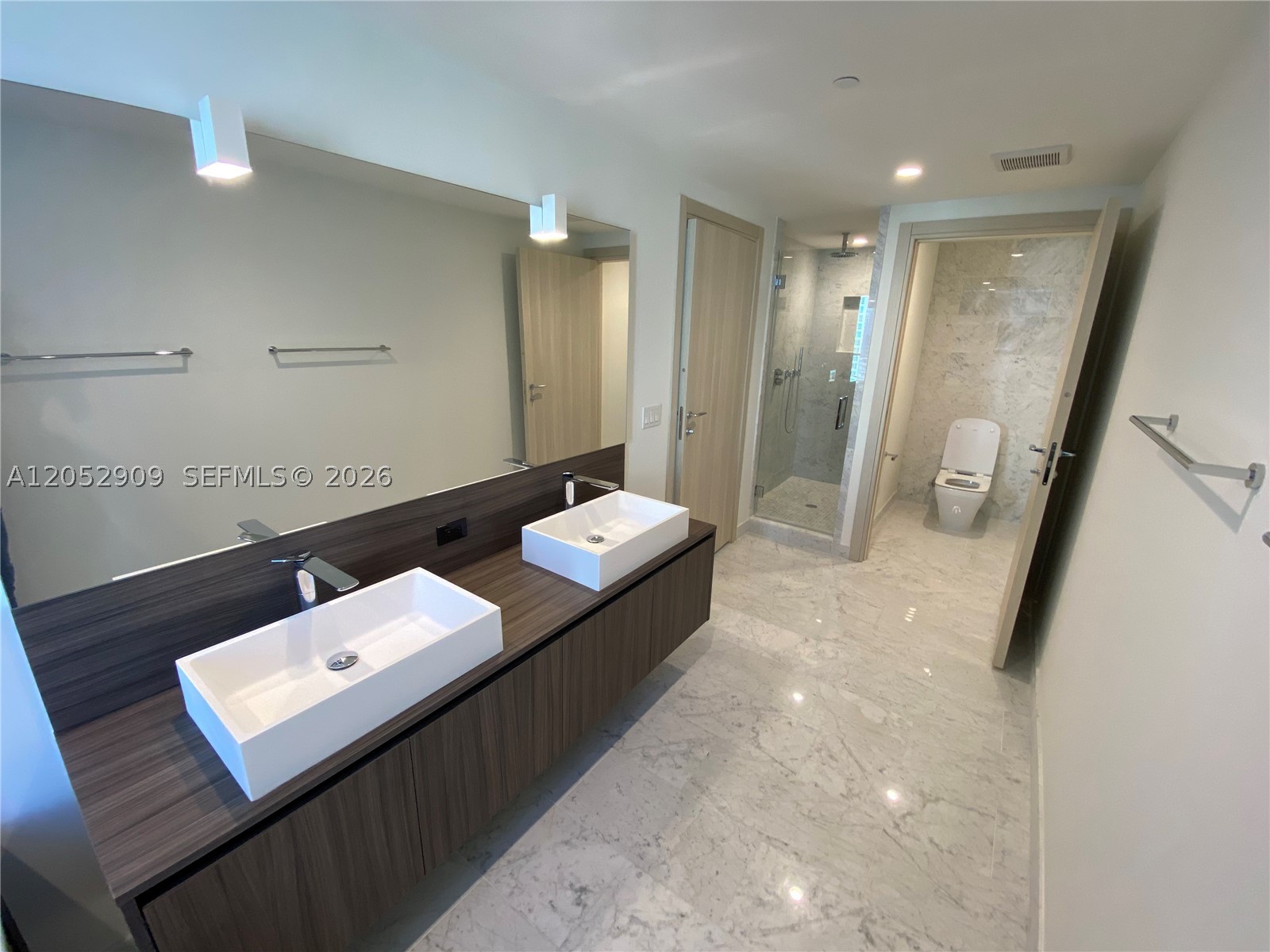 image Brickell Flatiron13