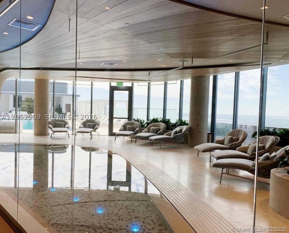image Brickell Flatiron20