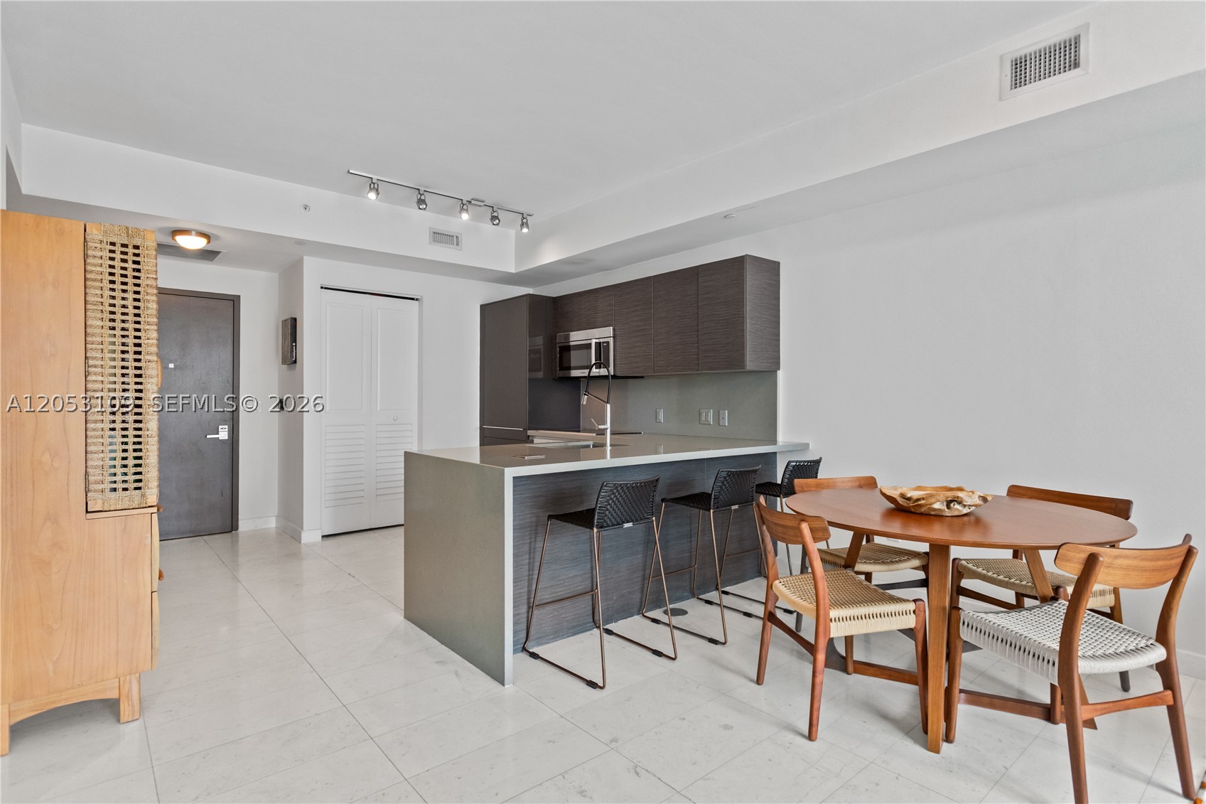 image The Bond on Brickell14