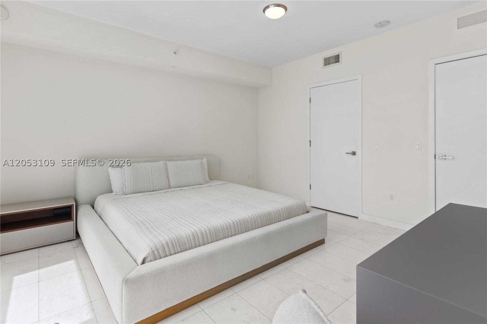 image The Bond on Brickell25