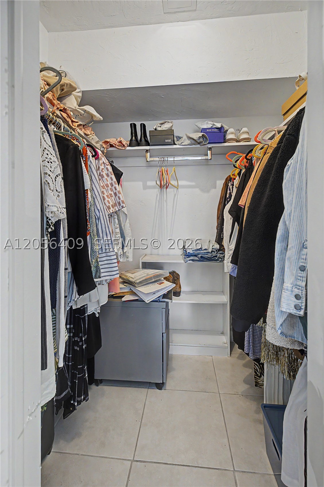 6815 Edgewater Dr #201 Coral Gables, FL 33133
