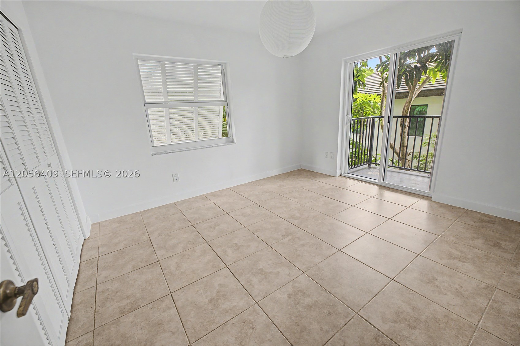 6815 Edgewater Dr #201 Coral Gables, FL 33133
