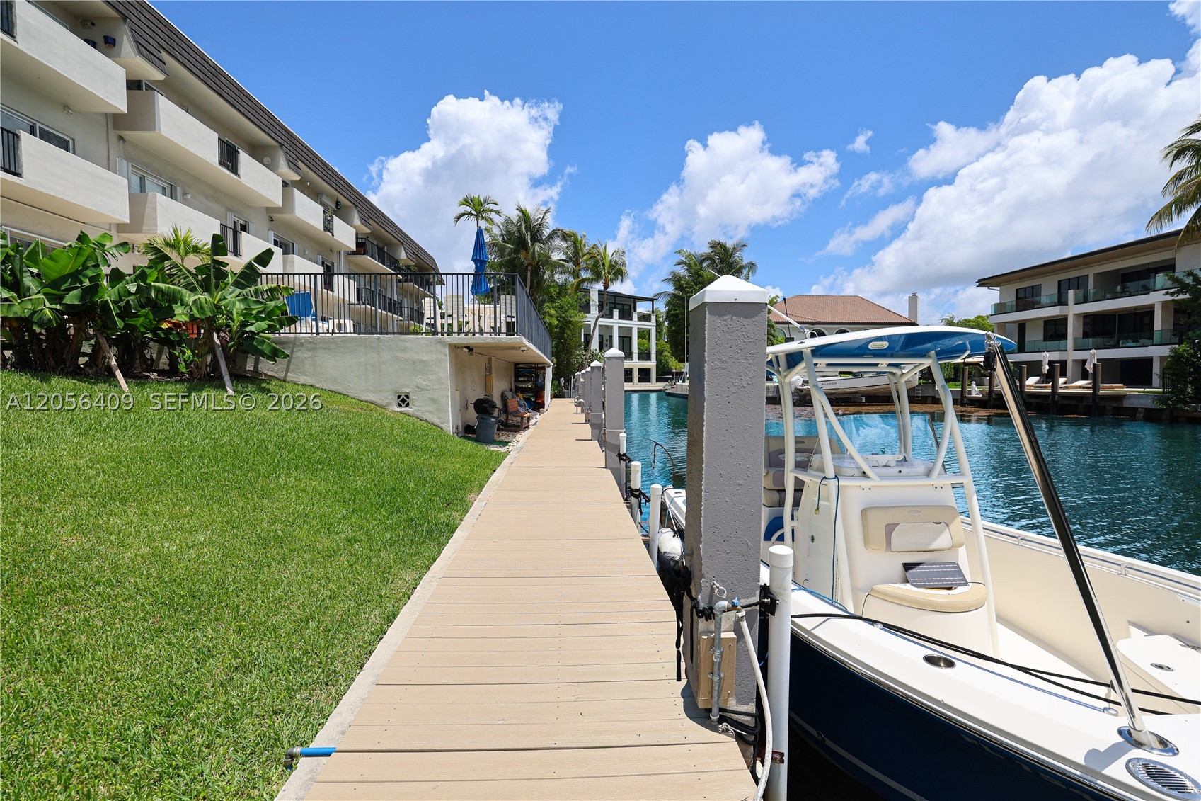 6815 Edgewater Dr #201 Coral Gables, FL 33133
