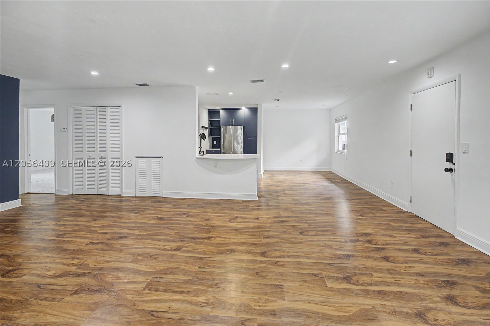 6815 Edgewater Dr #201 Coral Gables, FL 33133