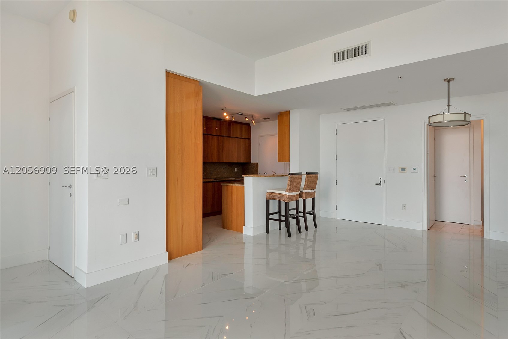 image Continuum South Beach North Tower20