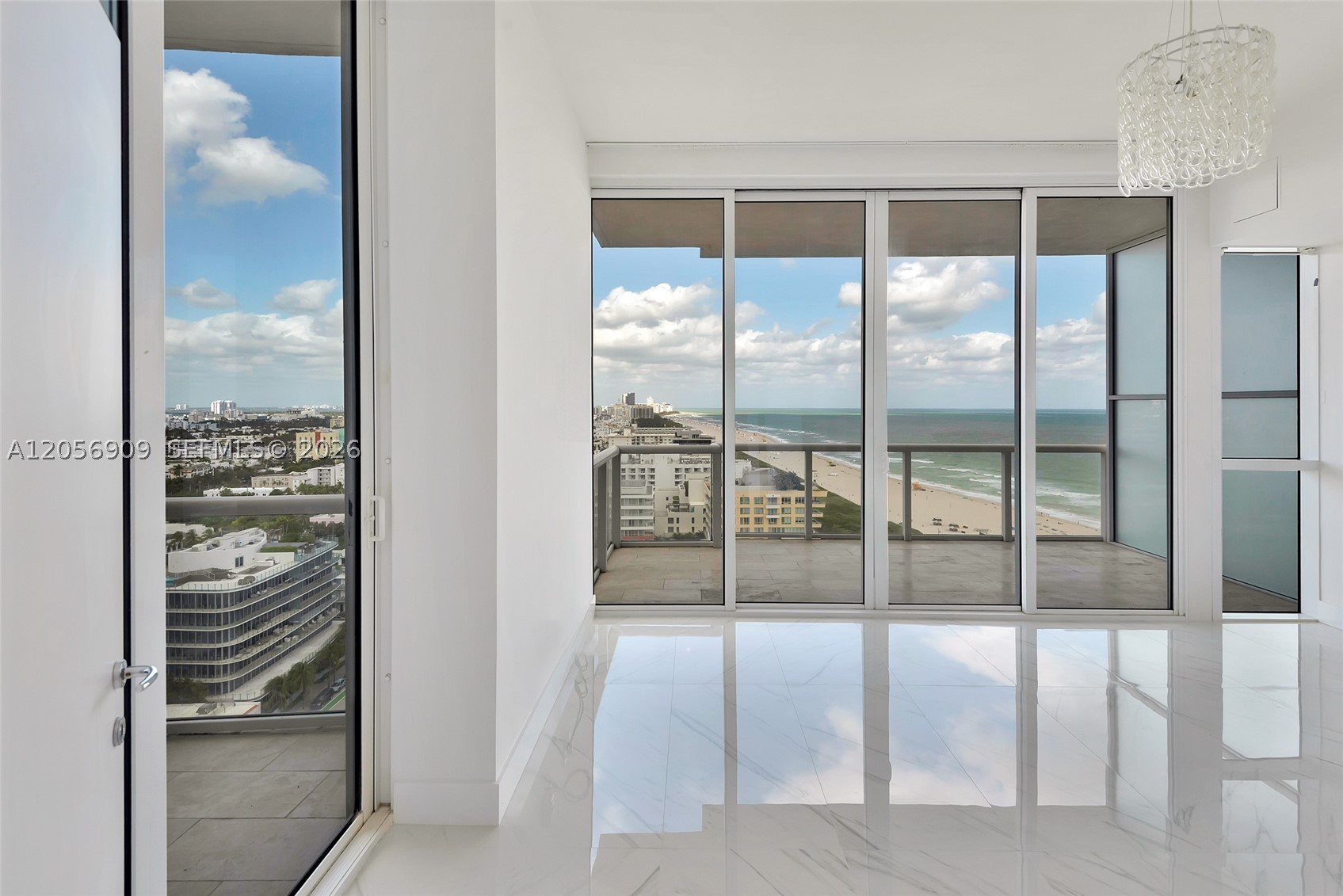 image Continuum South Beach North Tower23