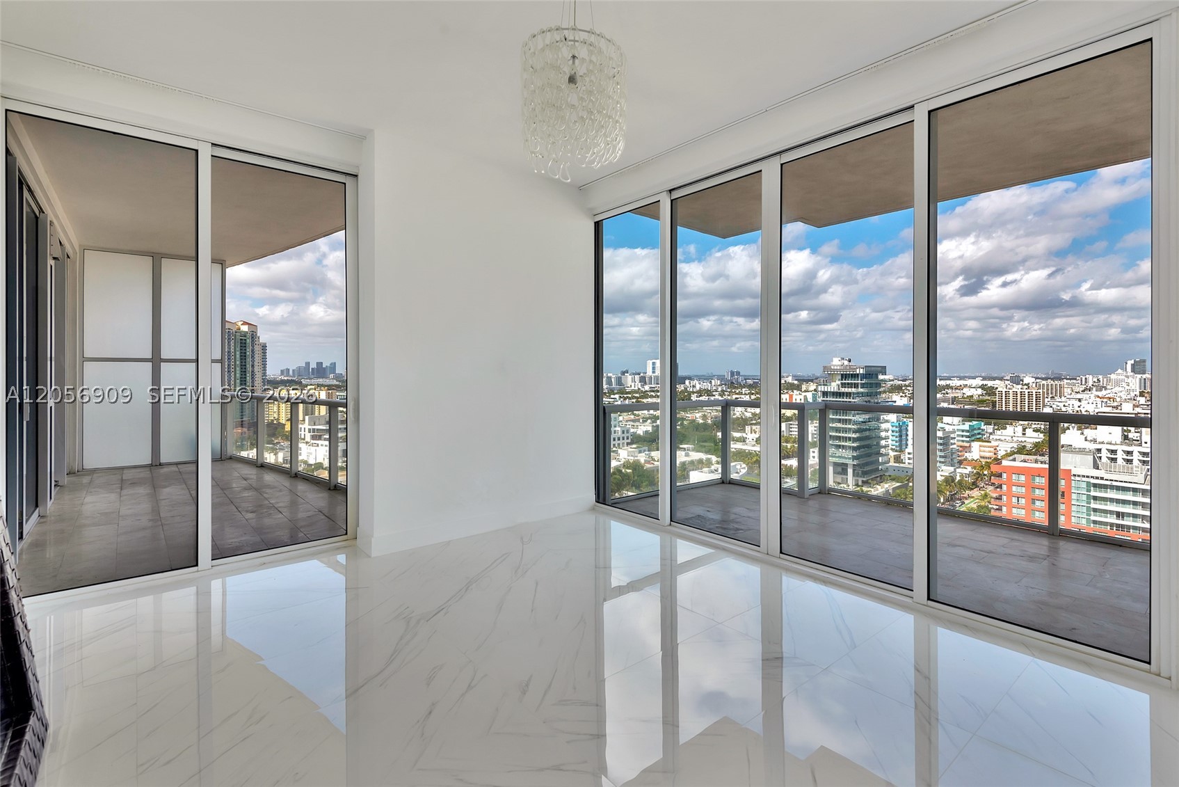 image Continuum South Beach North Tower27