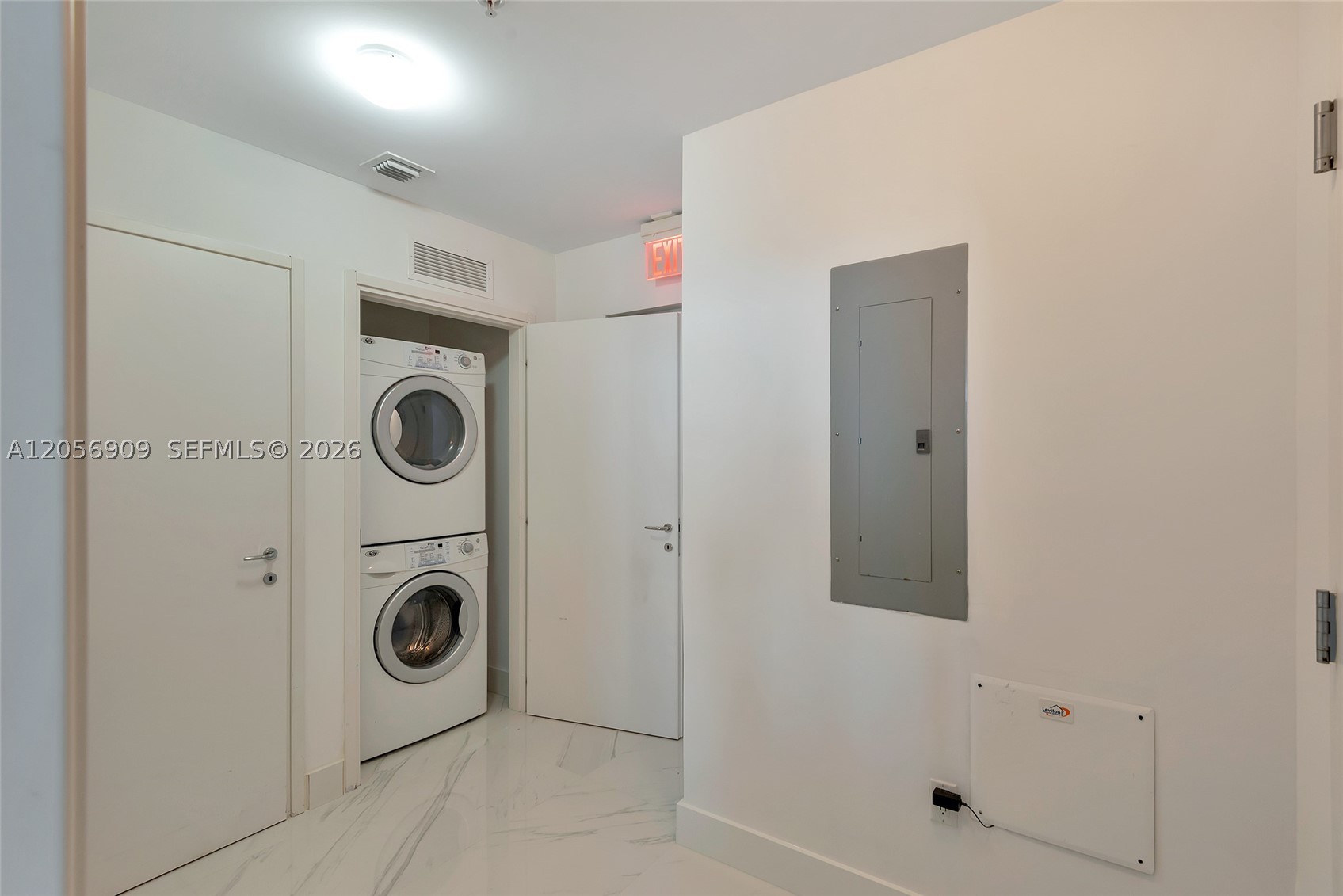 image Continuum South Beach North Tower44